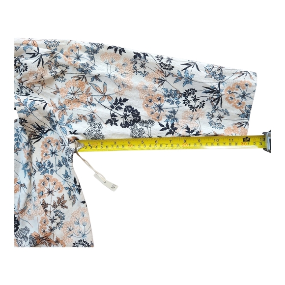 a.n.a NWOT Floral Square Neck Blouse - Blue and Peach Size: XS - Picture 7 of 7